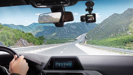 Prestigio представя серия от продукти за забавна и безопасна лятна почивка 