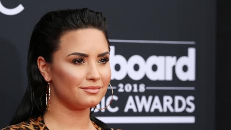 Деми Ловато се похвали с ново гадже модел