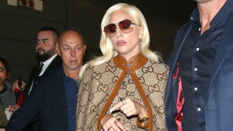 Баща, син и стилът на Гага!