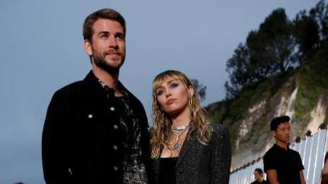 Майли тъгува по Лиъм: Включи го във видеото си за десетилетието