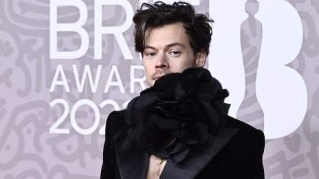 Хари Стайлс показа татус, посветен на бившата му любима Оливия Уайлд