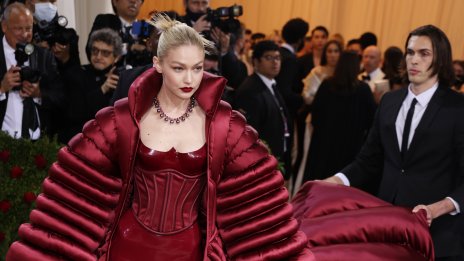 Леонардо ди Каприо погледна към следващия модел, бил влюбен в Джиджи Хадид?