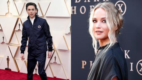 Дженифър Лорънс хваната да целува Тимъти Шаламе