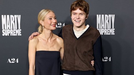 Синът на Гуинет Полтроу направи дебюта си като модел за Burberry