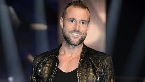 Татко и аз: Филип Плейн къпе с радост сина си 