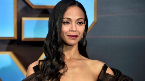 Зоуи Салдана избухна в мрежата срещу фалшива гола снимка