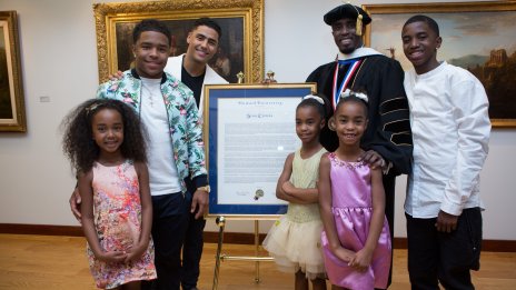 Диди получи най-хубавия подарък за Коледа – стана баща