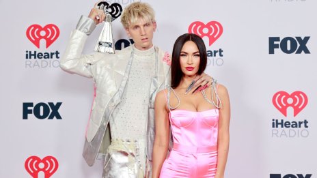 Любовта им отива: Machine Gun Kelly и Меган Фокс на почивка в Гърция