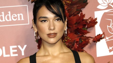 Дуа Липа с кожено изкушение