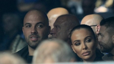 Николета Лозанова показа гол корем дни преди раждането