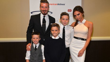 Голям празник в дома на Дейвид и Виктория Бекъм - средният им син навърши 23