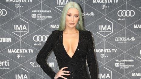 Иги Азалия потвърди: Имам син