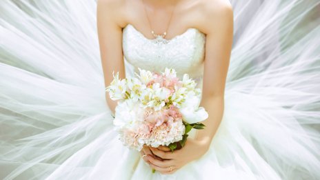 Дария Симеонова с първи снимки от сватбата