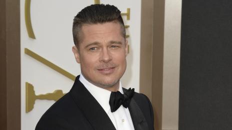 Брад Пит забрави за Анджелина, заловиха го с германски модел