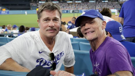 Брад Пит, това ти ли си – актьорът е неузнаваем на спортно събитие