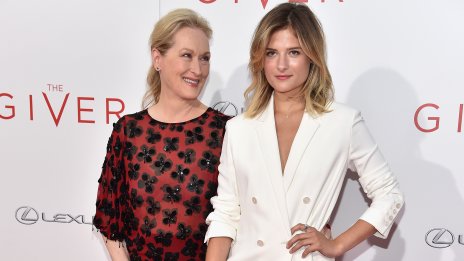 Дъщерята на Мерил Стрийп, Луиза, обяви, че е хомосексуална