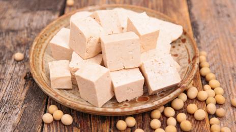 Тофу: Здравословни ползи, недостатъци и заблуди
