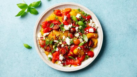 С вкус на домашен уют – лесни рецепти за вкусни и засищащи салати, които да си направите тази есен