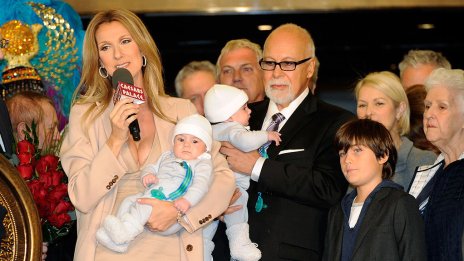 Порасналите близнаци на Селин Дион я придружиха на специално събитие