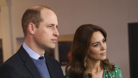 Елизабет II се страхува от втори „Мегзит“, държи под око принц Уилям и Кейт Мидълтън