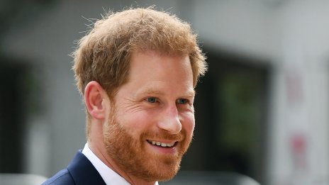 Като бомба със закъснител: Принц Хари не спира да шокира кралското семейство