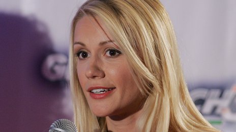 Мария Игнатова показа перфектна фигура на плажа