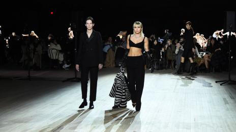 Майли Сайръс – изненадата на Марк Джейкъбс