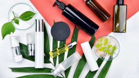 Козметика 2023 – кои тенденции да следвате? 