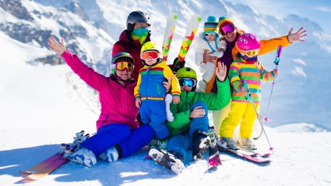 Ски с децата – кои родни звезди заведоха малчуганите си на пистите