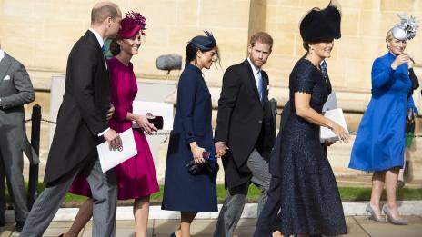 Елизабет II не позволява на принц Уилям да говори за конфликта с брат си Хари