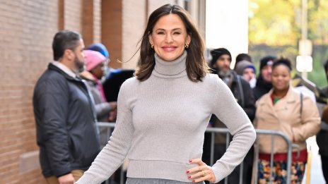 Събудих се на 30: Дженифър Гарнър сияе без усилие