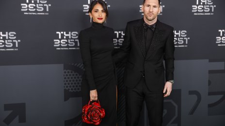 Дамски чанти – жената на Меси с уникален модел на Dolce & Gabbana