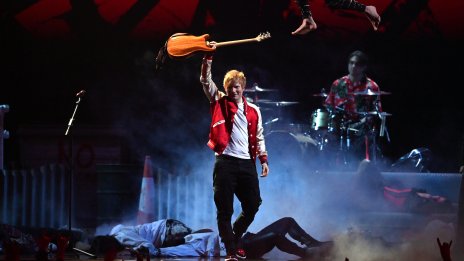 Ед Шийрън постигна победа в съда