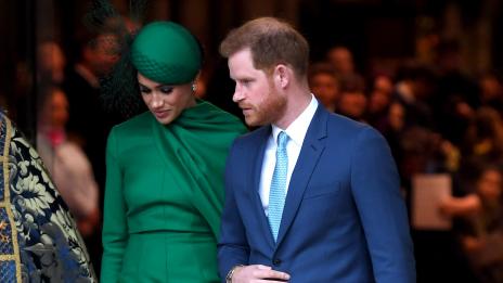 Опра Уинфри с важна роля при напускането на Меган Маркъл и принц Хари на кралското семейство