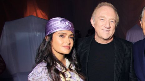 Семейни връзки – Салма Хайек и Линда Еванджелиста споделиха снимки една на друга