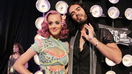 Бившият съпруг на Кейти Пери, Ръсел Бранд, обвинен в изнасилване на 16-годишна