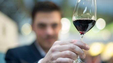 Алкохолът – враг на диетите и води до обезводняване