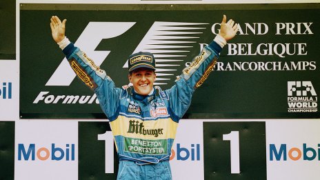 Щастлив дядо – Михаел Шумахер заминал за Швейцария, за да види първото си внуче