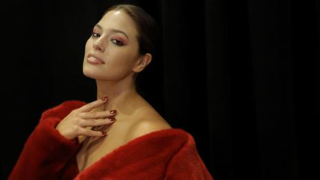 Код розово за бременната Ашли