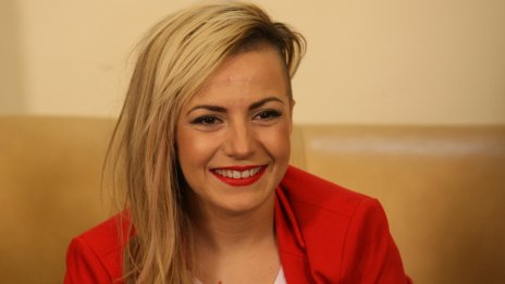 Синът на Поли Генова стана на 3