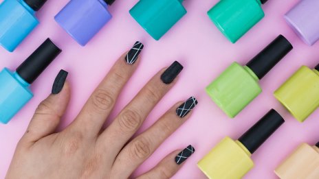 Според астрологията – кой цвят лак за нокти да изберете?