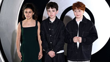 &bdquo;Хогуортс&ldquo; отваря врати по Коледа &ndash; гледайте новия трейлър на сериала &bdquo;Хари Потър&ldquo;
