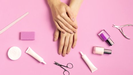 Красота у дома – как да се грижите за кожичките на ноктите