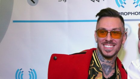 Павел Николов сложи бляскав годежен пръстен на ръката на любимата си Кристина Нгуен