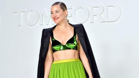 Кейт Хъдсън на 42 и със страхотно тяло