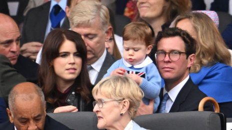 Принцесите сестри Беатрис и Юджийн показаха синовете си