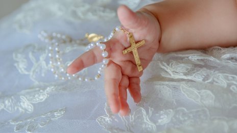 Кръщенета за чудо и приказ – Ива Софиянска, Ивайла Бакалова, Емилия и Николета Лозанова кръстиха децата си