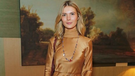 Габриела Живанши с рокля на семейната марка и приказна сватба в Капри