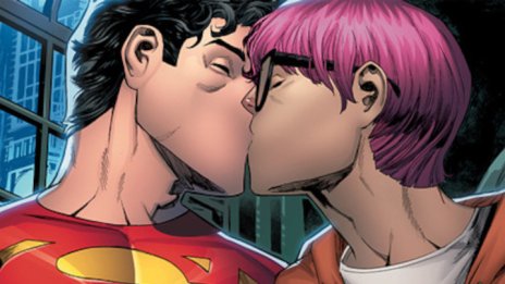 Новият Супермен заформи любовна връзка с мъж