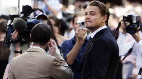 Лятото на звездите – Ди Каприо с блондинка на Ибиса